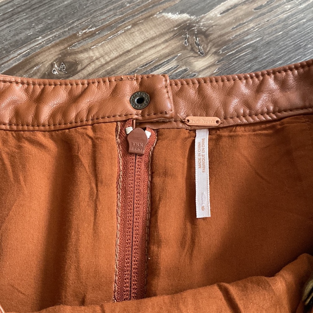 🤎Free People Vegan Leather🤎Mini Skirt - Picture 4 of 7